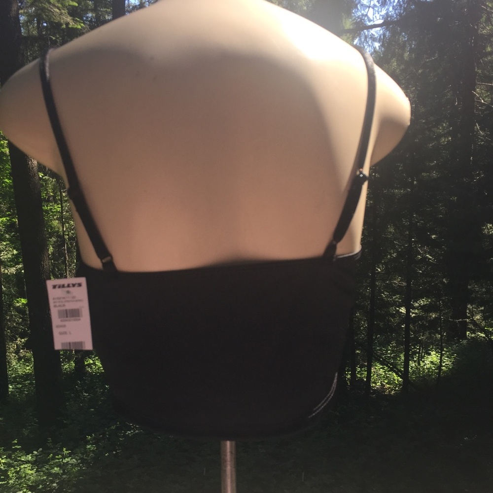 Slinky black crop top - Picture 4 of 5
